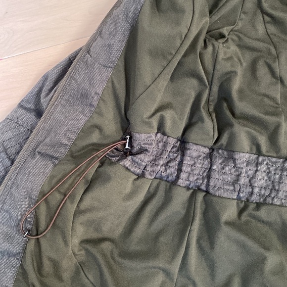 Lululemon Apres Run Anorak soft shell jacket parka - Picture 11 of 16